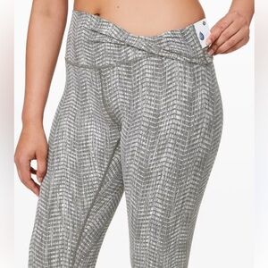 lululemon Wunder Under 7/8 Jaquard Size 6 leggings